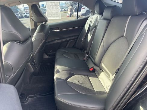 Used 2020 Toyota Camry XSE w/ Navigation Package image 11