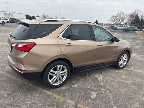Used 2018 Chevrolet Equinox Premier image 4