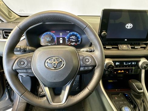 Used 2024 Toyota RAV4 Limited image 11