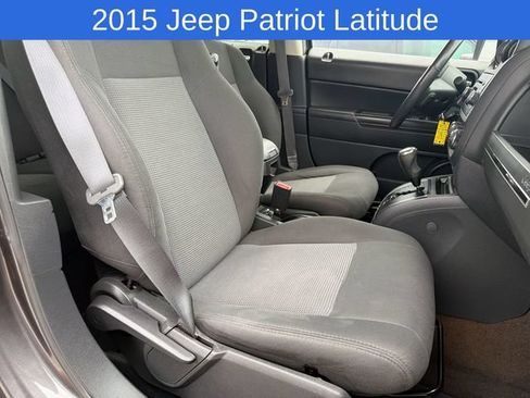 Used 2015 Jeep Patriot Latitude AWD/4WD image 24