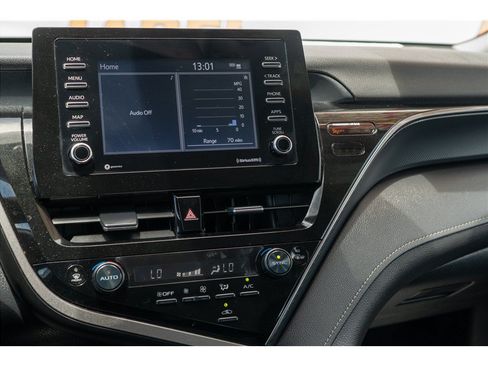 Used 2024 Toyota Camry SE w/ Convenience Package FWD image 18