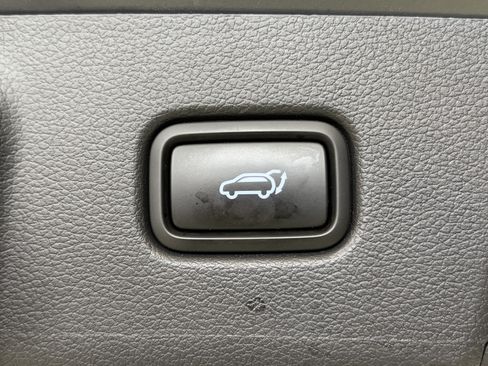 Certified 2025 Hyundai Palisade Calligraphy AWD/4WD image 17