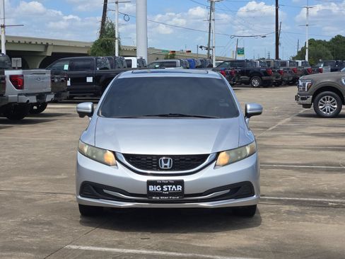 Used 2015 Honda Civic EX image 9