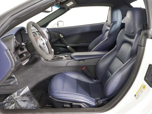Used 2013 Chevrolet Corvette 427 w/ 1SC Preferred Equipment Group RWD image 27