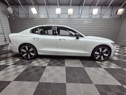 Used 2025 Volvo S60 T8 Plus w/ Climate Package AWD/4WD image 9