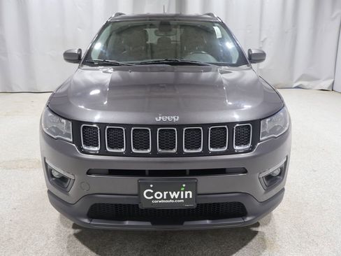 Used 2018 Jeep Compass Latitude w/ Cold Weather Group AWD/4WD image 7