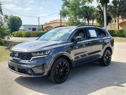 Used 2021 Kia Sorento SX AWD/4WD image 2