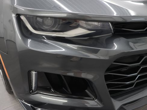 Used 2017 Chevrolet Camaro ZL1 RWD image 19