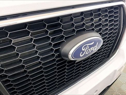Certified 2024 Ford Transit 350 XLT RWD image 22