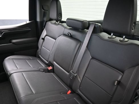 Used 2022 Chevrolet Silverado 1500 LTZ RWD image 44