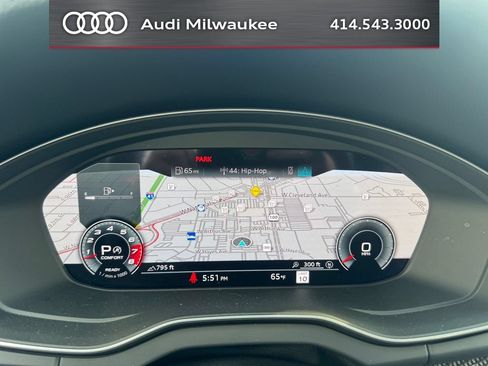 Used 2025 Audi SQ5 Premium Plus w/ Premium Plus Package AWD/4WD image 14