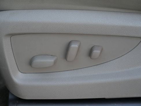 Used 2014 GMC Sierra 1500 SLT w/ SLT Crew Cab Value Package image 10