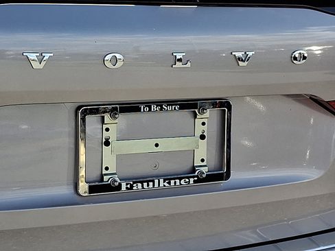 New 2026 Volvo XC60 B5 Plus w/ Protection Package Premier image 17