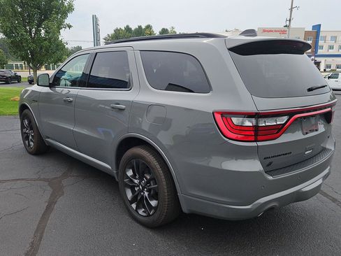 Used 2025 Dodge Durango R/T w/ Blacktop Package AWD/4WD image 10