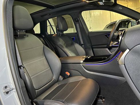 Certified 2025 Mercedes-Benz GLC 300 GLC 300 image 13