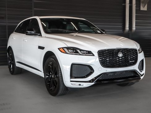 Used 2024 Jaguar F-PACE R-Dynamic S AWD/4WD image 10
