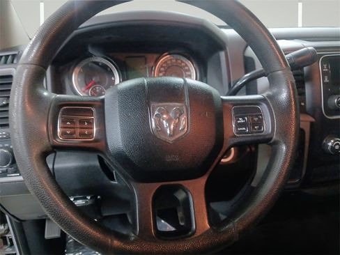 Used 2016 RAM 2500 Tradesman w/ Chrome Appearance Group image 15