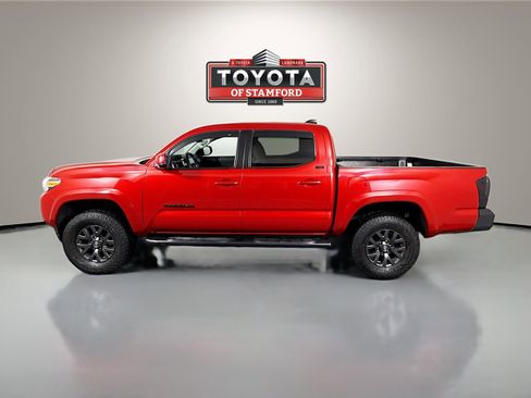 Certified 2023 Toyota Tacoma SR5 image 4