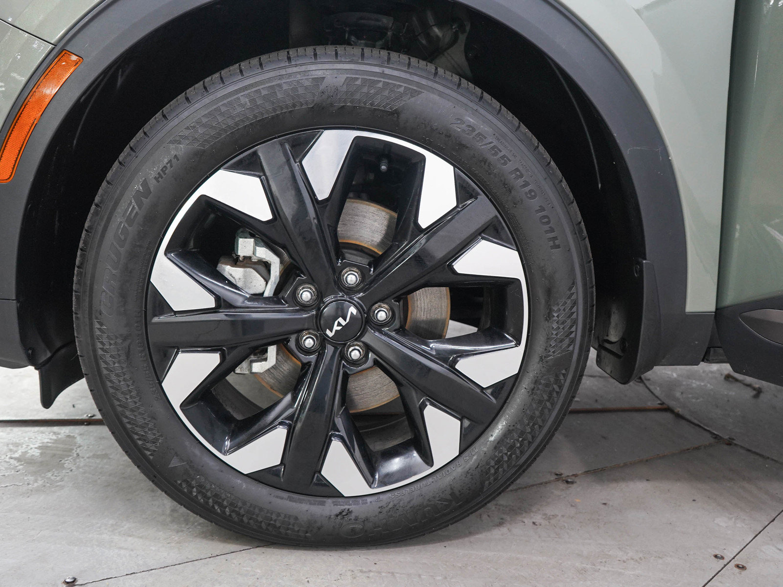 Used 2023 Kia Sportage X-Line w/ X-Line Premium Package AWD/4WD image 29