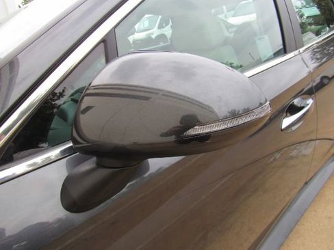 Used 2023 Hyundai Sonata SEL image 17