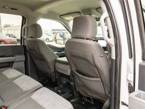 Used 2023 Ford F250 XLT w/ F-250 >10K GVWR Package image 21