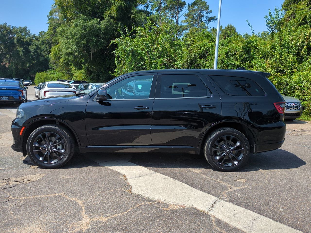 Used 2025 Dodge Durango GT AWD/4WD image 7