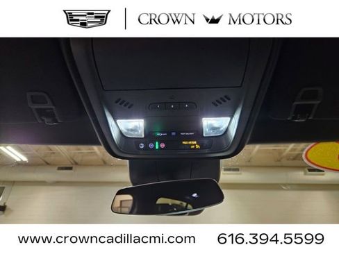 Certified 2025 Cadillac XT4 Premium Luxury image 15