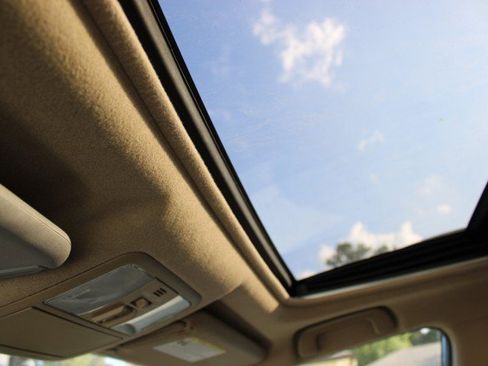 Used 2011 Toyota RAV4 Limited image 16