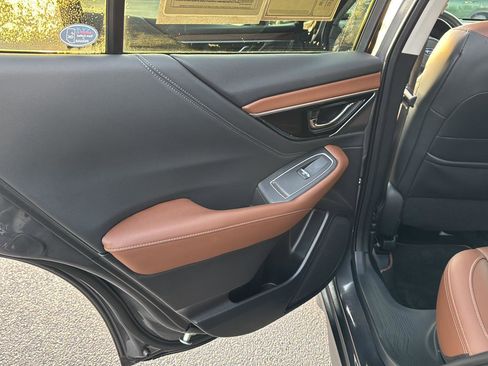 Used 2022 Subaru Outback Touring XT image 15