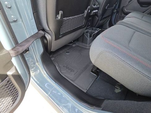 New 2026 Jeep Wrangler Unlimited Rubicon AWD/4WD image 18