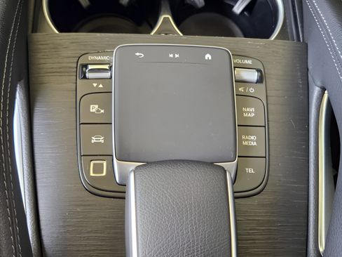 Certified 2025 Mercedes-Benz GLS 450 4MATIC image 8
