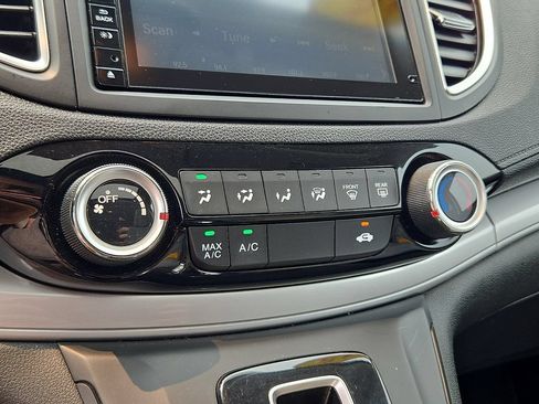 Used 2015 Honda CR-V EX image 17
