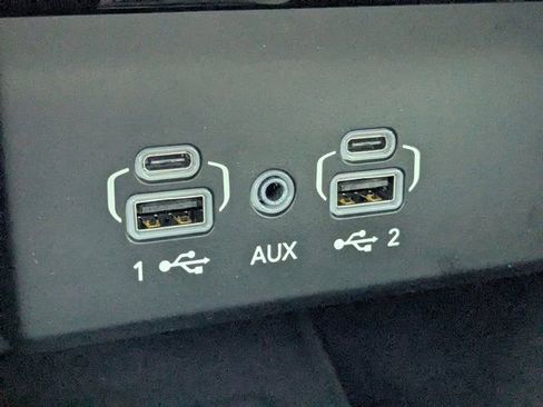 New 2026 Jeep Grand Wagoneer Limited w/ Premium Group II image 25