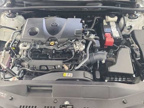 Used 2024 Toyota Camry SE image 37