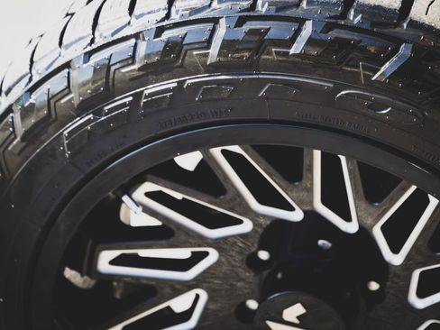 Used 2019 Toyota Tacoma SR5 image 7