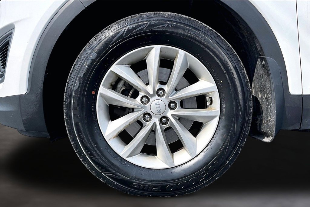 Used 2016 Kia Sorento AWD w/ LX Convenience Package image 9
