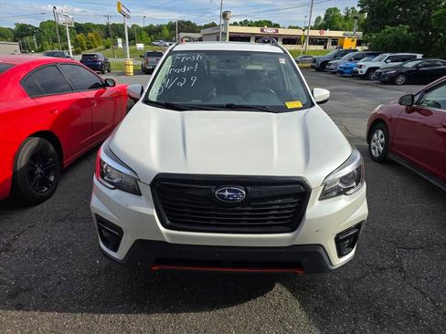 Used 2019 Subaru Forester Sport w/ Popular Package #2 AWD/4WD image 9
