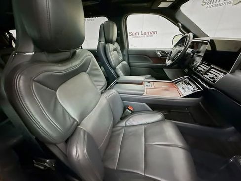 Used 2023 Lincoln Navigator L Reserve image 31