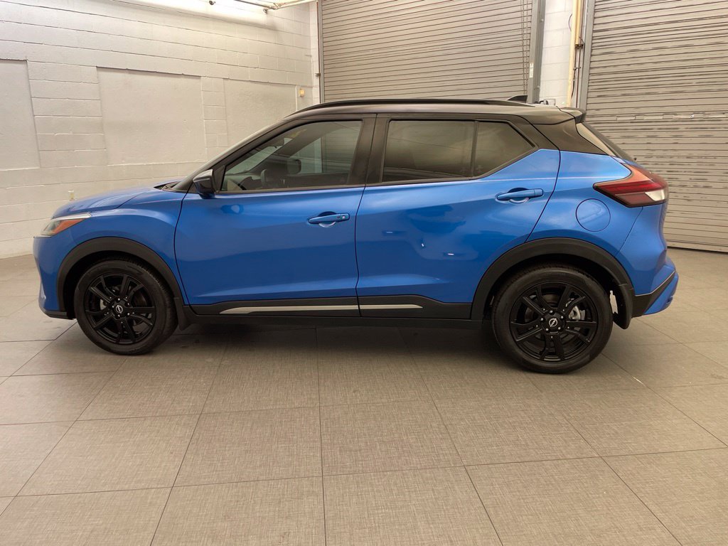Used 2023 Nissan Kicks SR FWD image 6