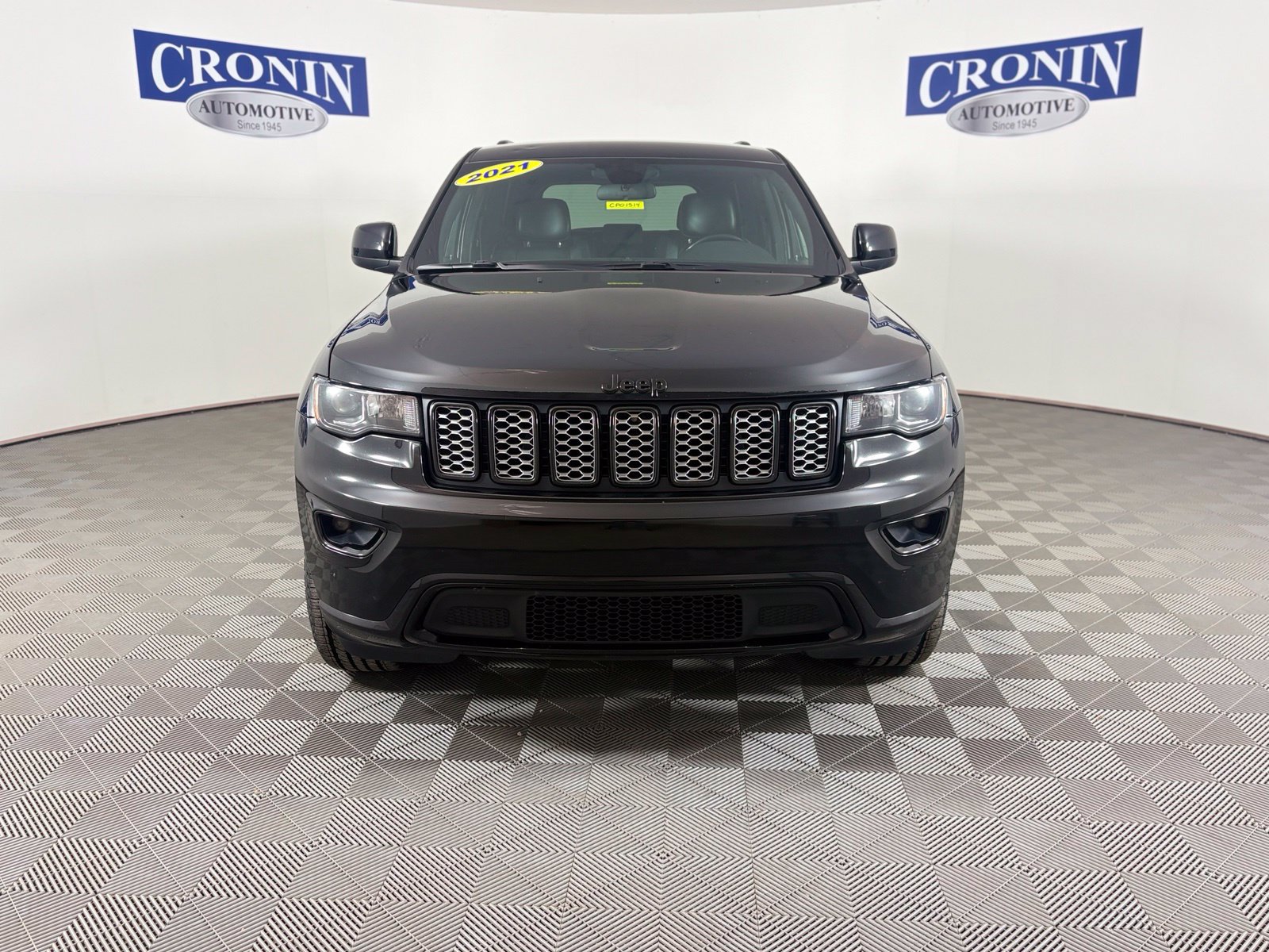Used 2021 Jeep Grand Cherokee Laredo X AWD/4WD image 34