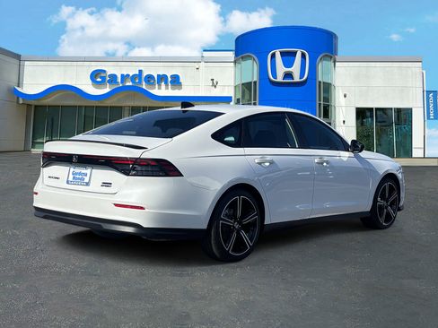 Used 2026 Honda Accord Sport image 6