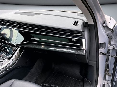 Used 2020 Audi Q7 3.0T Premium Plus image 24