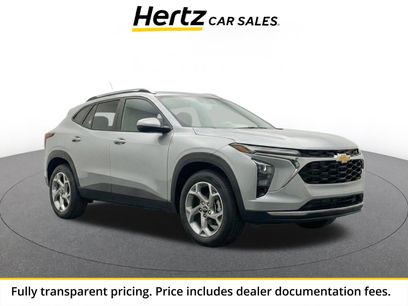 Used 2025 Chevrolet Trax LT
