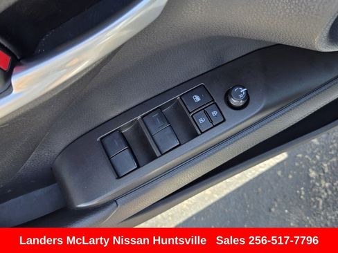 Used 2024 Toyota Camry SE FWD image 22