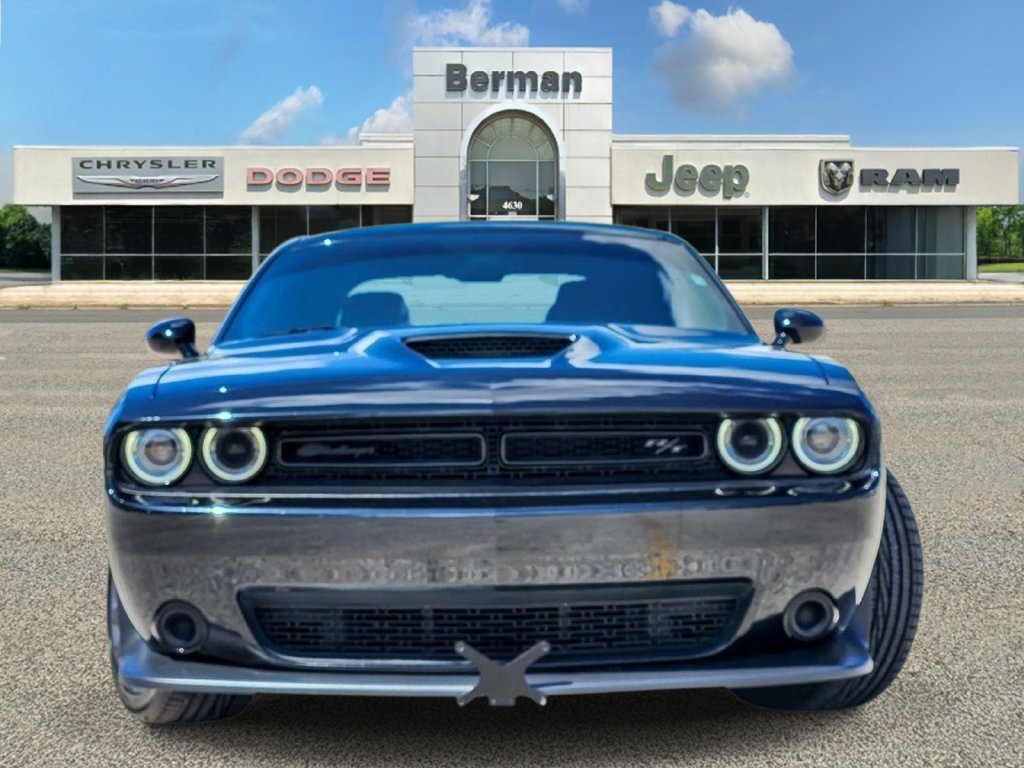 Certified 2023 Dodge Challenger R/T w/ Blacktop Package RWD image 6