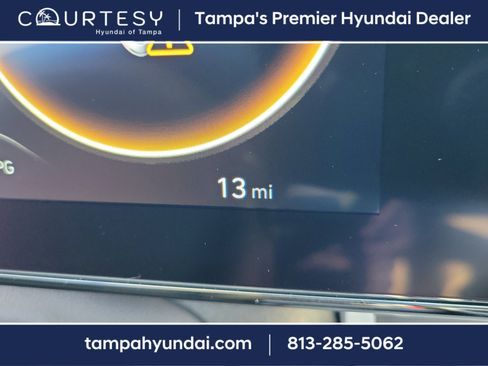 New 2026 Hyundai Elantra Limited image 24