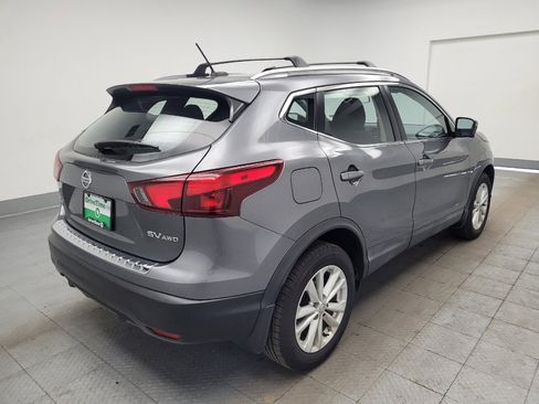 Used 2018 Nissan Rogue Sport SV w/ SV Technology Package AWD/4WD image 9