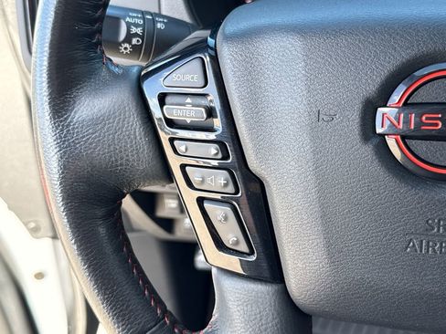 Used 2023 Nissan Frontier PRO-4X w/ Pro-4X Premium Package image 17