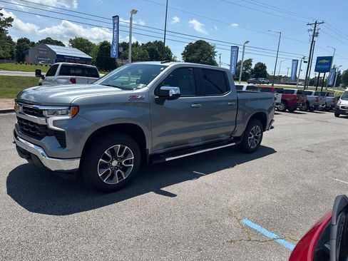 New 2026 Chevrolet Silverado 1500 LT AWD/4WD image 2