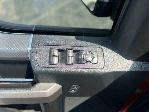 Used 2018 Ford F150 XLT w/ Equipment Group 302A Luxury AWD/4WD image 14